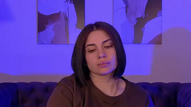 Chatroom XXX en direct de AdrianaToress