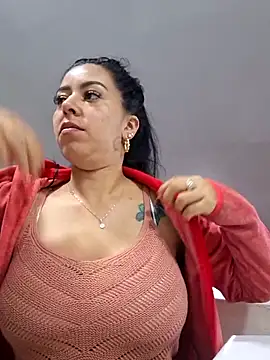 Luianna Chat XXX live