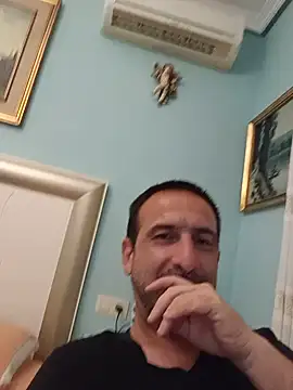 DanTrov79 Chat XXX live