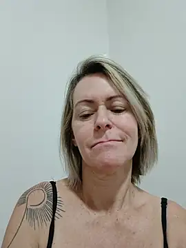 Misaudibel Chat XXX live