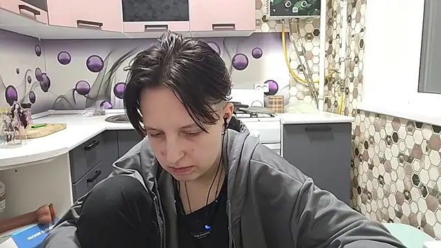 Chat +18 de Saranade ao vivo