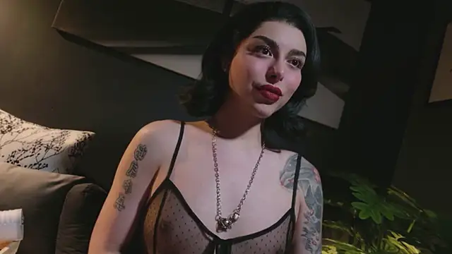 Chat XXX en directo de LetisiaRocks