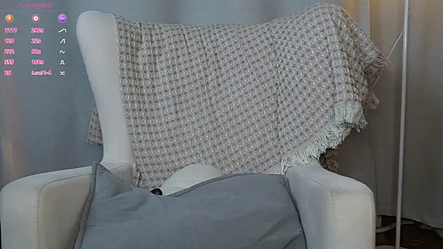 Онлайн чат XXX DianeHonnette