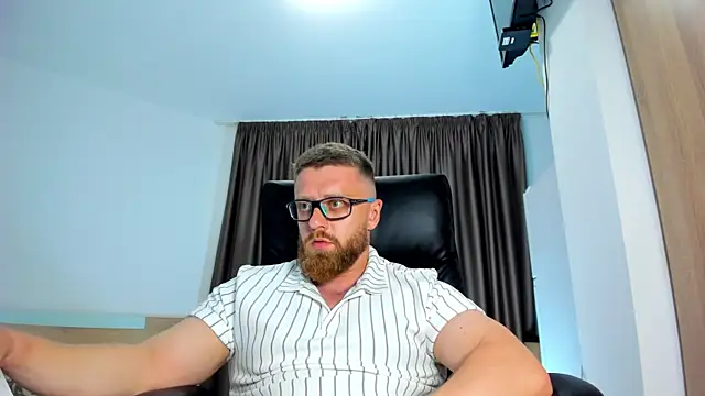 Findom_guyのライブXXXチャット