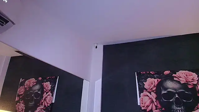 EvaaFoxxy1 Live XXX-Chat