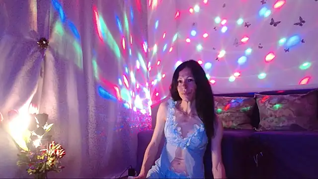 ElysaSun's Live XXX Chat