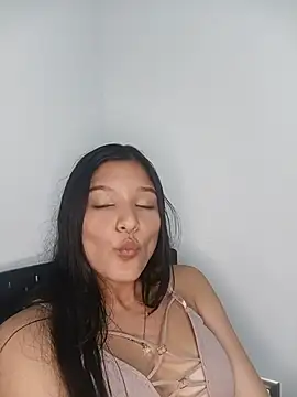 Sweet_Innocence_ Obrolan Langsung XXX