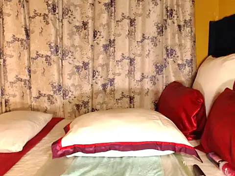 Živý XXX chat ChloeTyler23