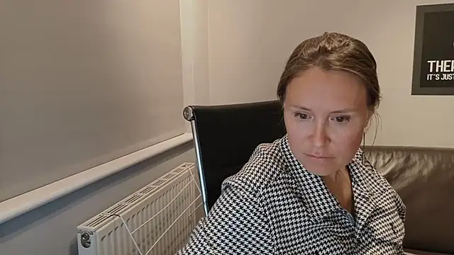 Chat +18 de eatmypie69 ao vivo
