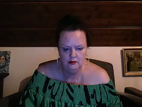 TiffanyMature Live XXX-Chat