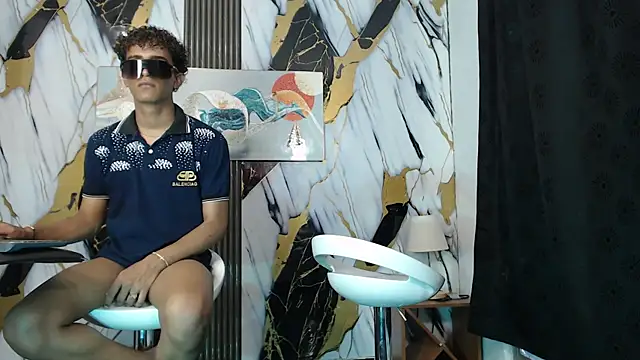 แชท XXX สดของ GOLDEN_2026