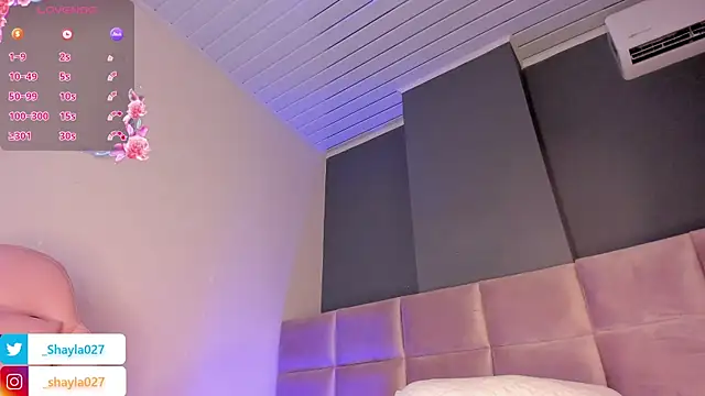 Shayla27's Live XXX Chat