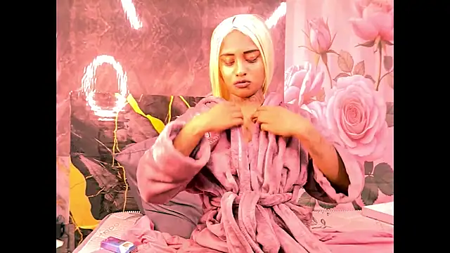 indian_barbie – Naživo XXX chat