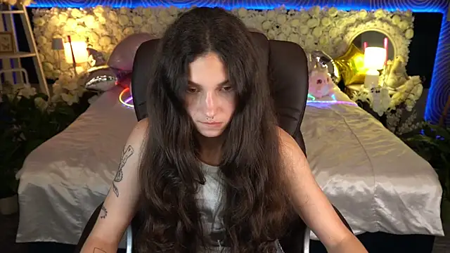 BabyFlowerr XXX чат на живо