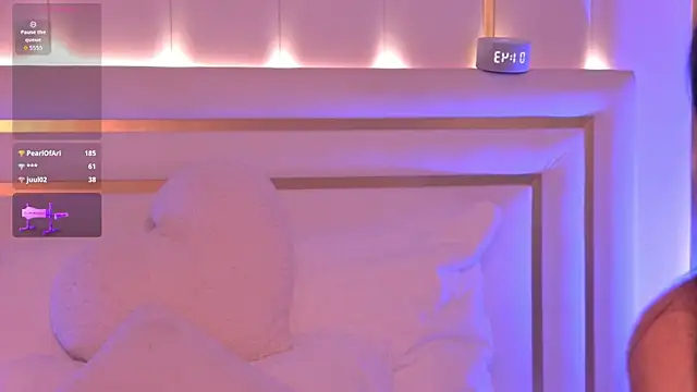 LeyaFoxhall – Naživo XXX chat