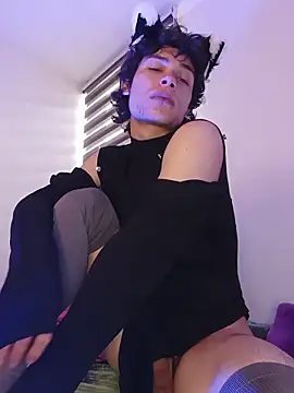 LittleTymmy Chat XXX live