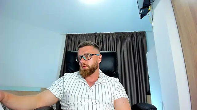 Онлайн чат XXX Findom_guy