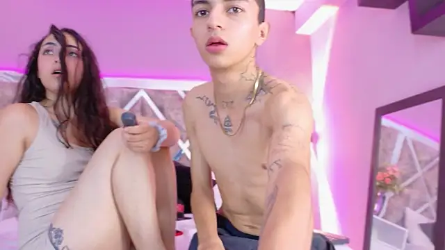 NickandAbby_'s Live XXX Chat