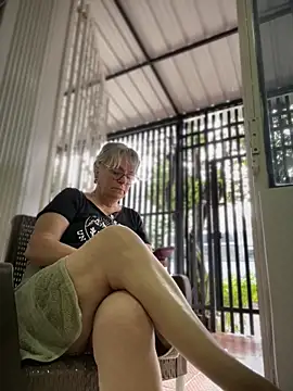 Chat XXX Live slutgold