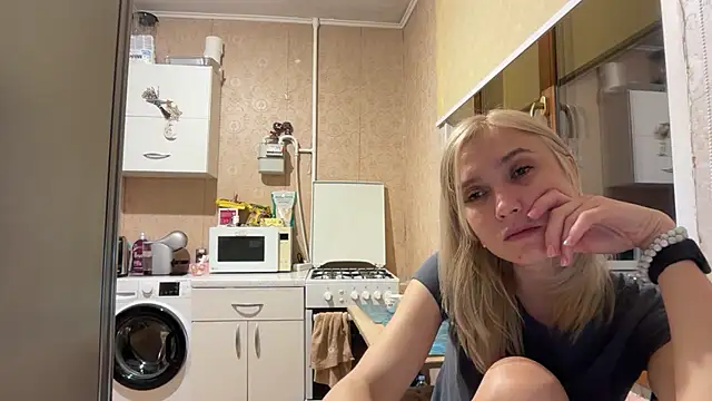 AngelJeni's Live XXX Chat