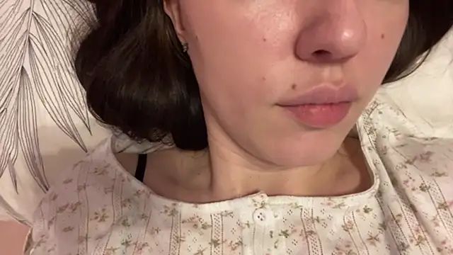 XXX chat uživo modela WarmDreams