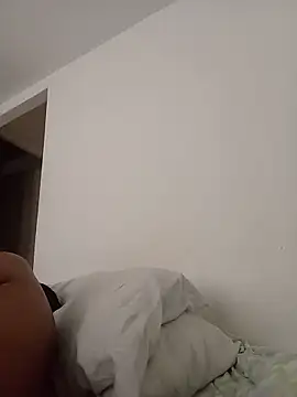 mellow_smoken Live XXX chat