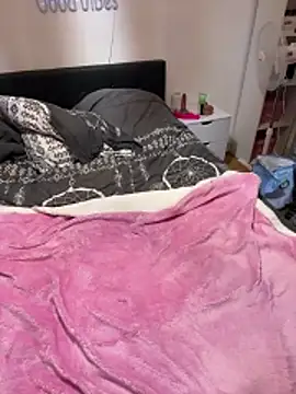 Chat +18 de LunaXmilo ao vivo