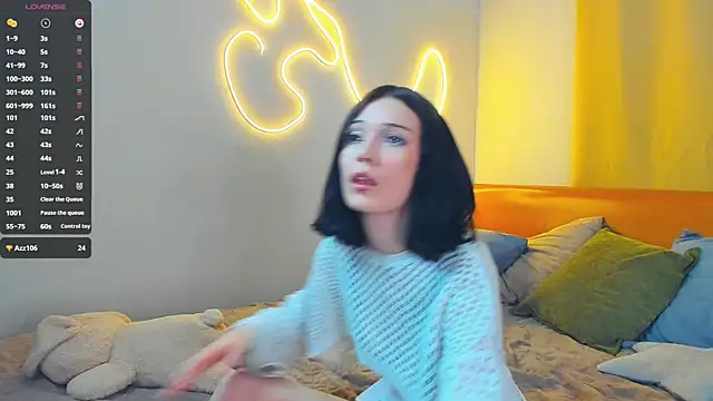 LynnCiprian Adlı Modelin Canlı XXX Sohbeti