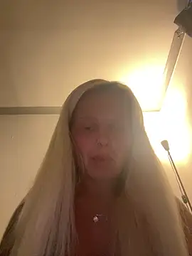 Chat XXX en directo de BlondeMilfXo