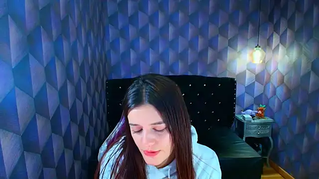 LiaHarryis XXX чат на живо