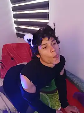 LittleTymmy Chat XXX live