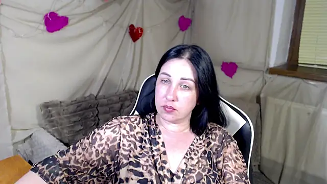 JillStevens Adlı Modelin Canlı XXX Sohbeti