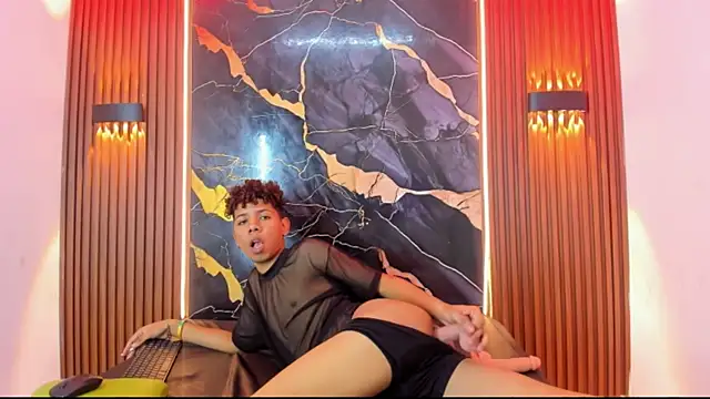 Amers_bigcock – Naživo XXX chat
