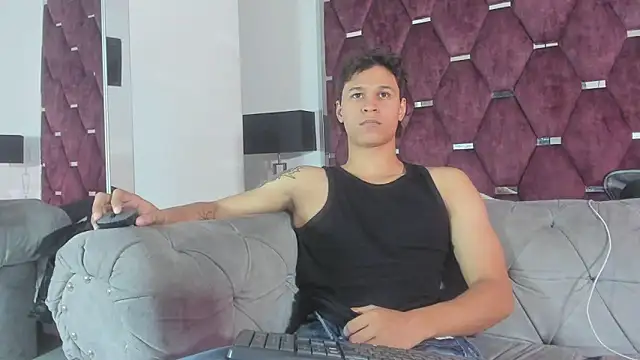 TonyBenedettin Live XXX chat