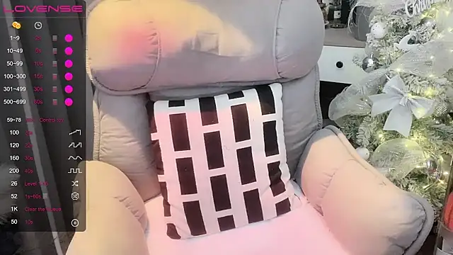 Monica-666888- 现场XXX聊天