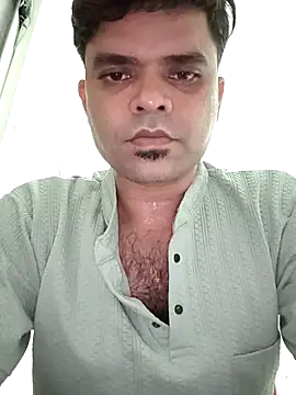 saddyboyforUn Live XXX chat