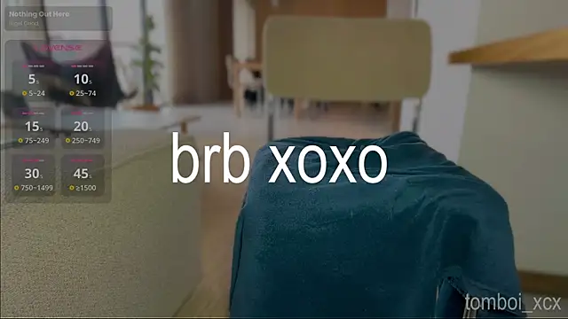 tomboi_xcx Adlı Modelin Canlı XXX Sohbeti