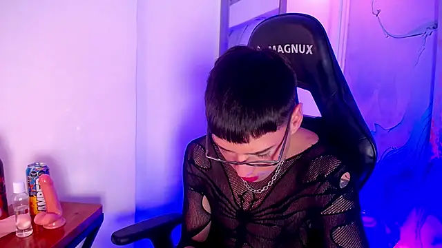Chatroom XXX en direct de Connor_Kings