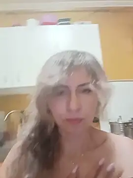 Chat +18 de TaynaSecret ao vivo