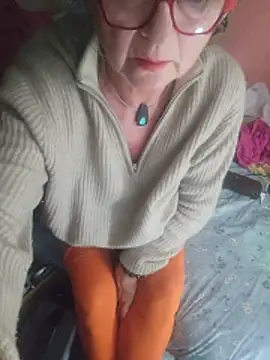 Hot-Muci Live XXX-Chat
