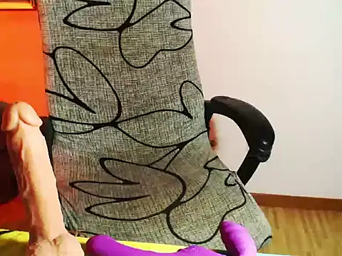 دردشة Hannah_Kiim الجنسية المباشرة