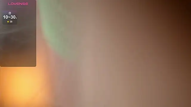 XXX chat uživo modela ElaraShine