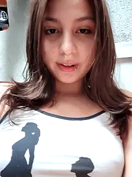 Maiden-Hot Live XXX Chat