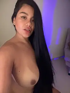 Chat XXX en directo de Issane_Peru