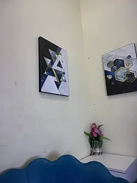 LeylaKnox 即時 XXX 聊天