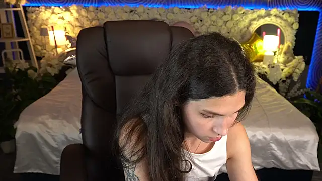 BabyFlowerr's Live XXX Chat