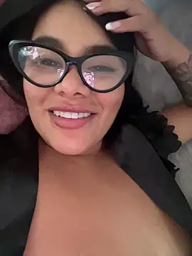 Issane_Peru élő XXX-chatje