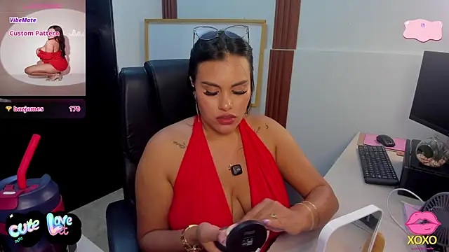 Jeen_Taylor Chat XXX live