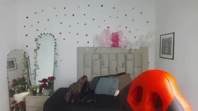 blackfox_desire live XXX chat