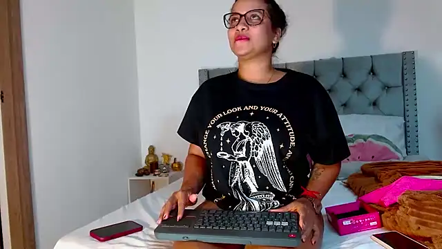 celeneortii Live XXX-chat